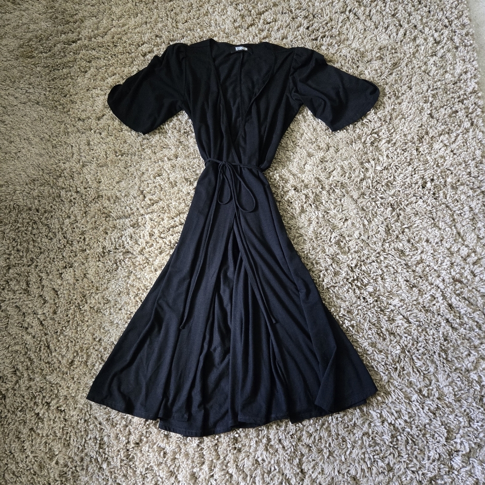 Reformation Short Sleeve Wrap Dress